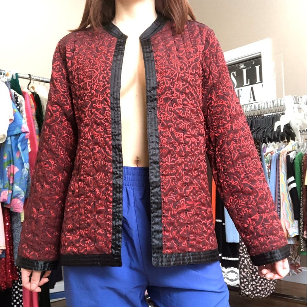 BAROQUE STYLE BURGUNDY QUILTED JACKET